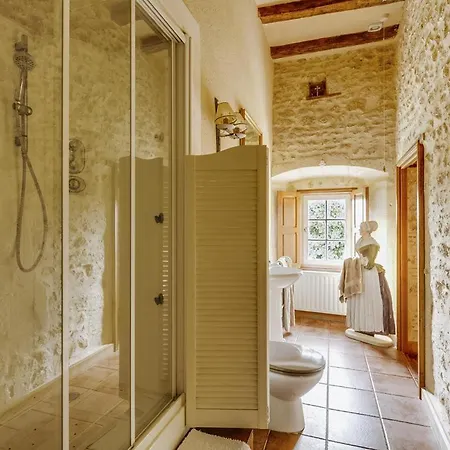 14th Century Priory In Bed & Breakfast Pressigny (Deux-Sevres)
