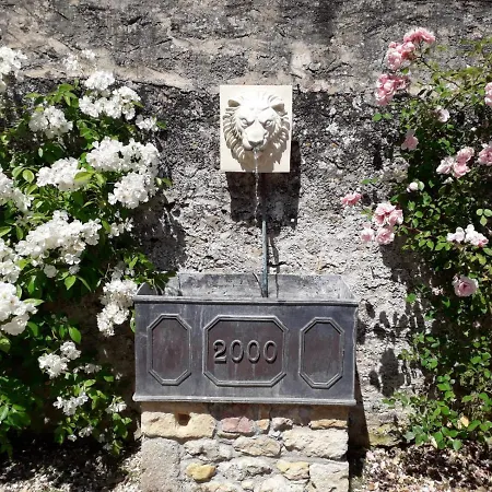 14th Century Priory In Pressigny Bed & Breakfast