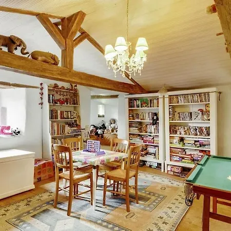 Bed & Breakfast 14th Century Priory In Pressigny *
