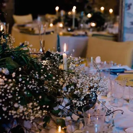 14th Century Priory In فندق مبيت وإفطار Pressigny (Deux-Sevres)