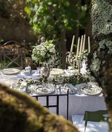 住宿加早餐酒店 14th Century Priory In Pressigny (Deux-Sevres)