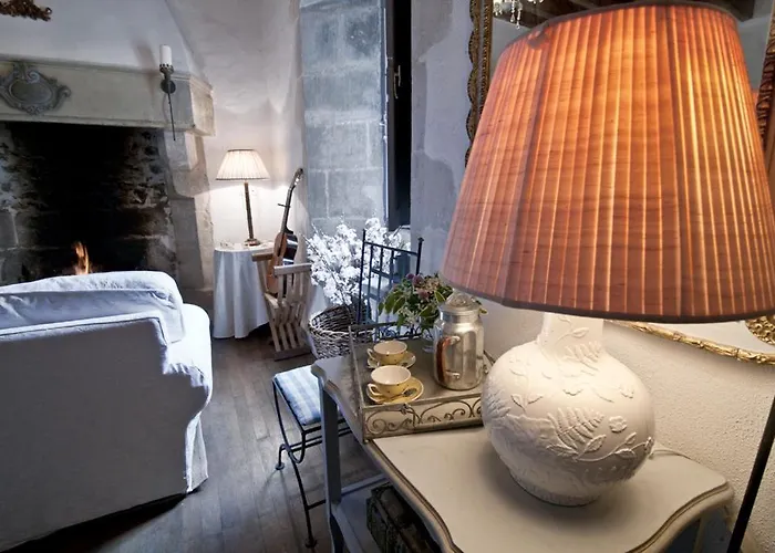 14th Century Priory In Bed & Breakfast Pressigny (Deux-Sevres)