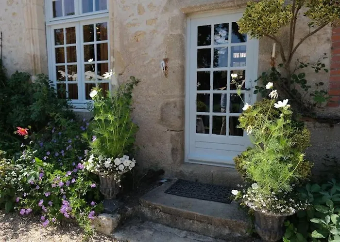 14th Century Priory In Bed & Breakfast 3*