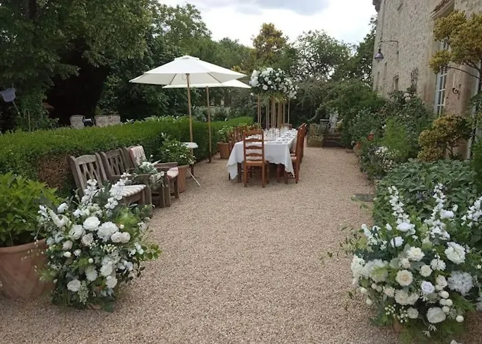 14th Century Priory In Bed & Breakfast