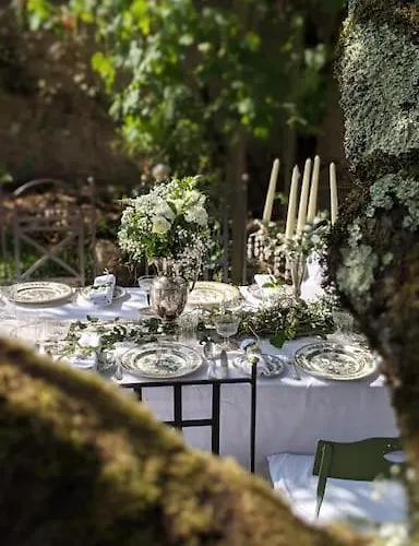 Bed & Breakfast 14th Century Priory In Pressigny (Deux-Sevres)